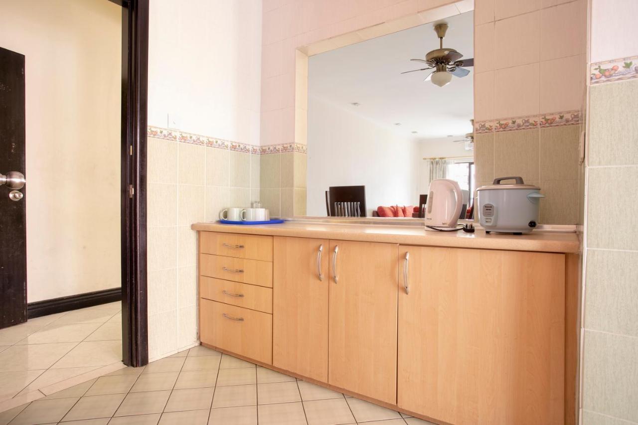 Marina Court Kota Kinabalu-Stay And Get Cash Rebate Exterior foto